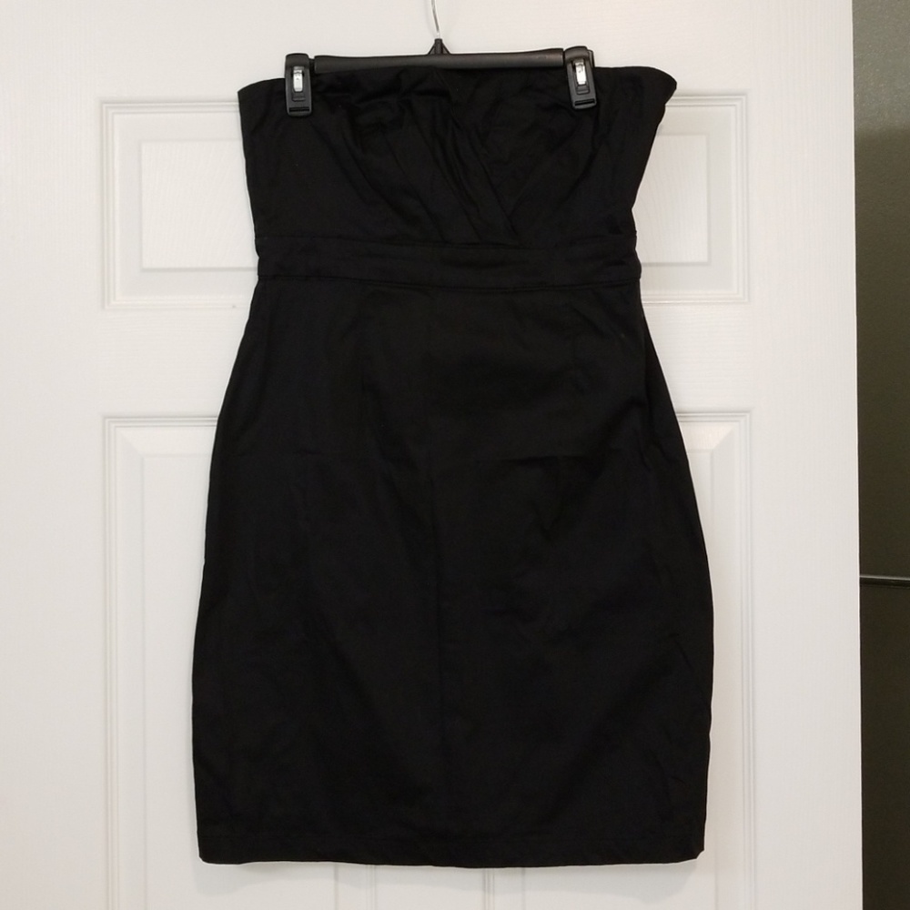 Strapless dress